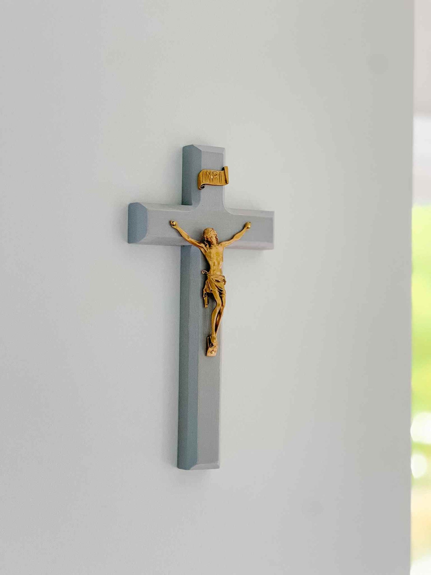 Gray Distressed Wood Crucifix