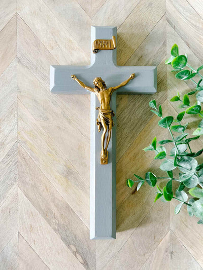 Gray Distressed Wood Crucifix