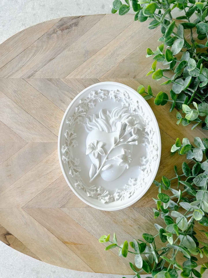 Hearts of the Holy Family Cameo - White