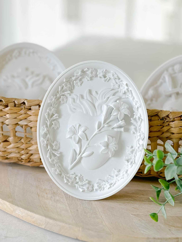 Hearts of the Holy Family Cameo - White