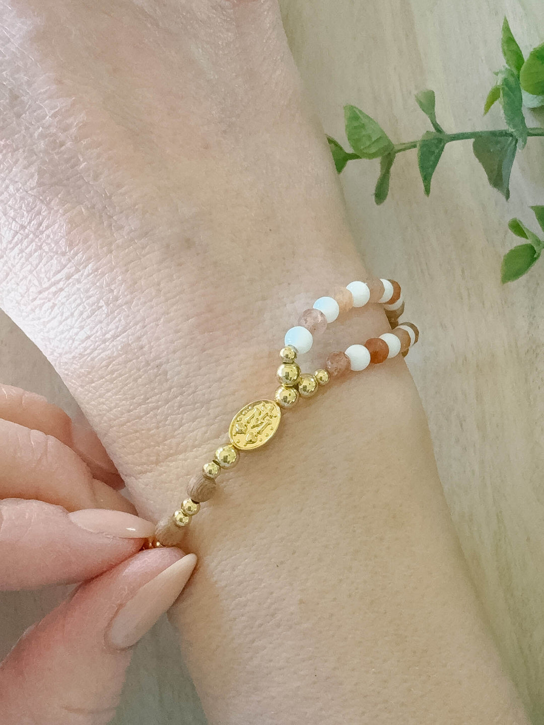 White & Pink Rosewood Full Rosary Bracelet – House of Joppa