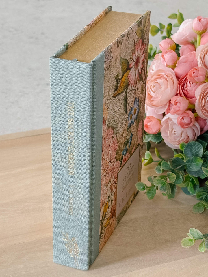 The Secret Garden Hardcover - Wordsworth Heritage Collection