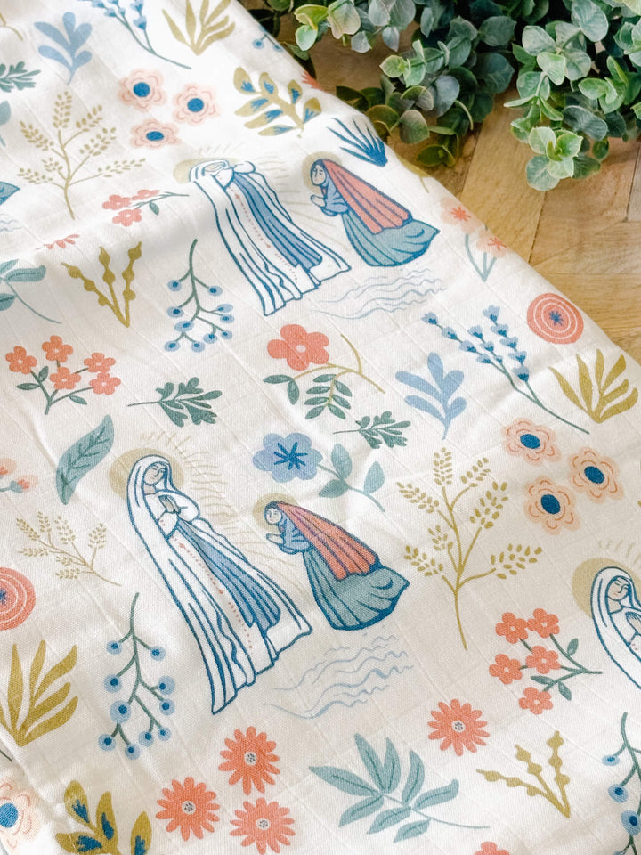Our Lady of Lourdes &amp; St. Bernadette Quilt - Beige