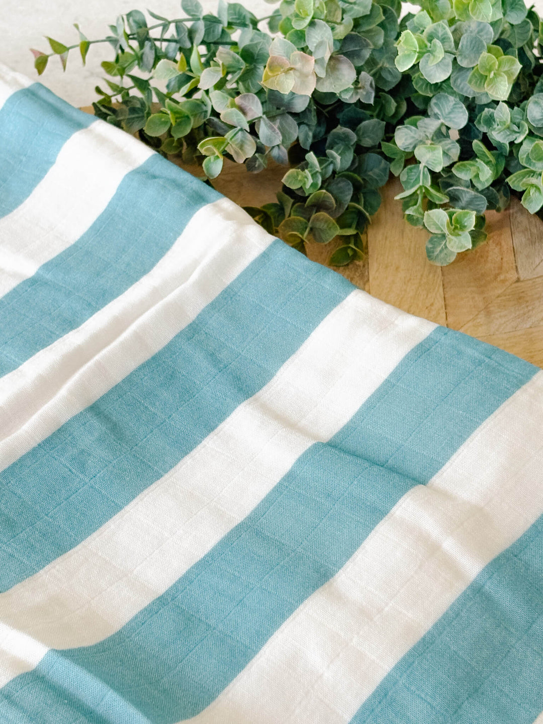 Our Lady of Lourdes &amp; St. Bernadette Quilt - Beige