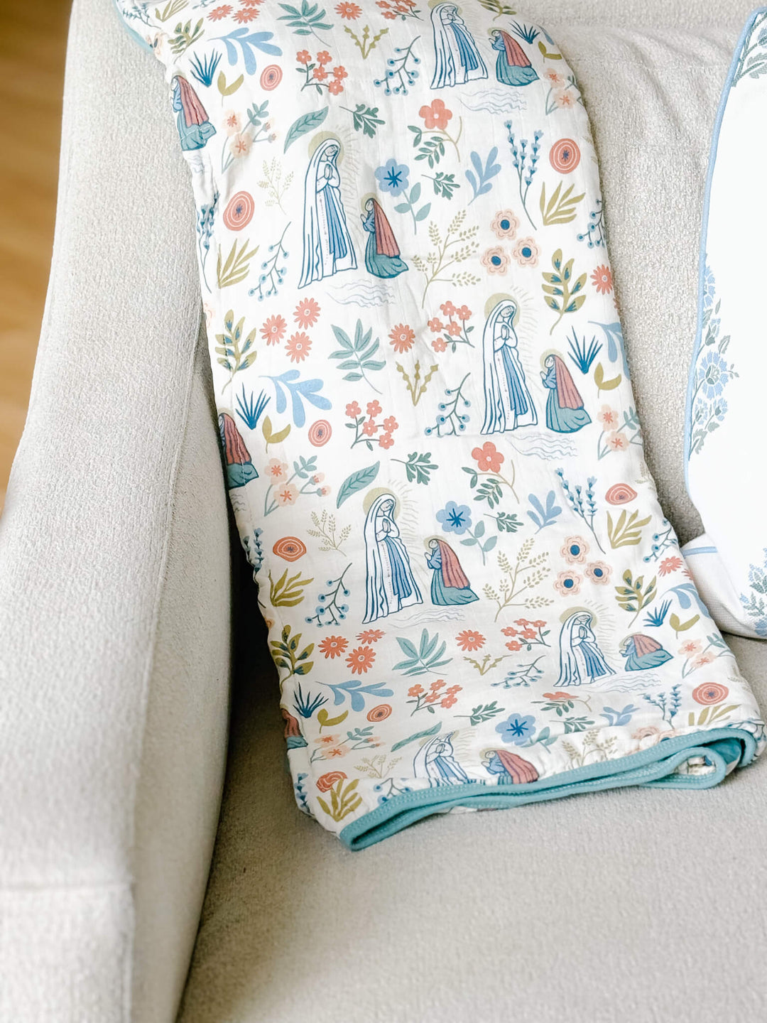 Our Lady of Lourdes &amp; St. Bernadette Quilt - Beige