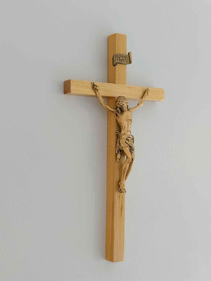 Oak Wood Crucifix – House of Joppa