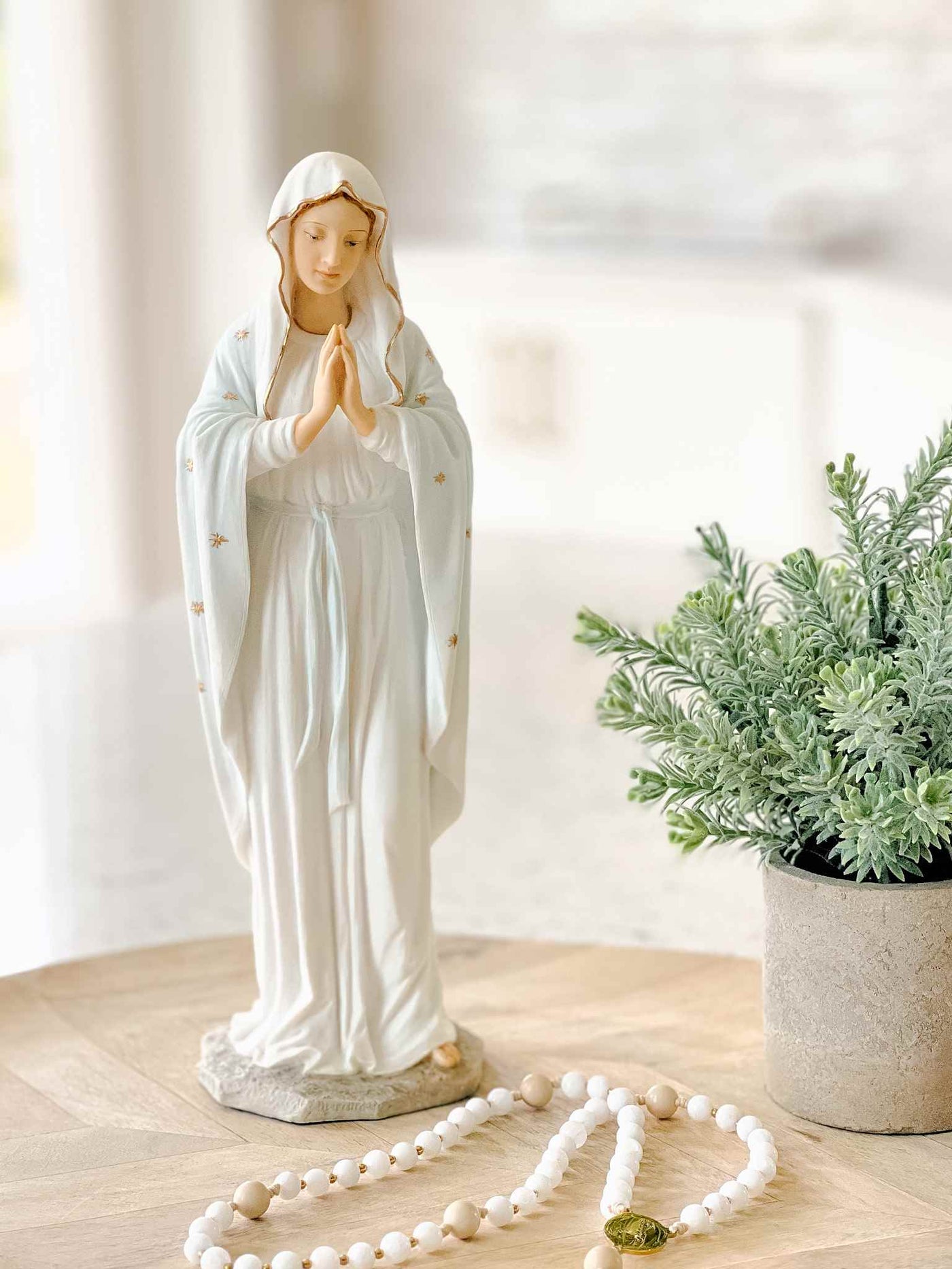 Queen of Heaven - Statue