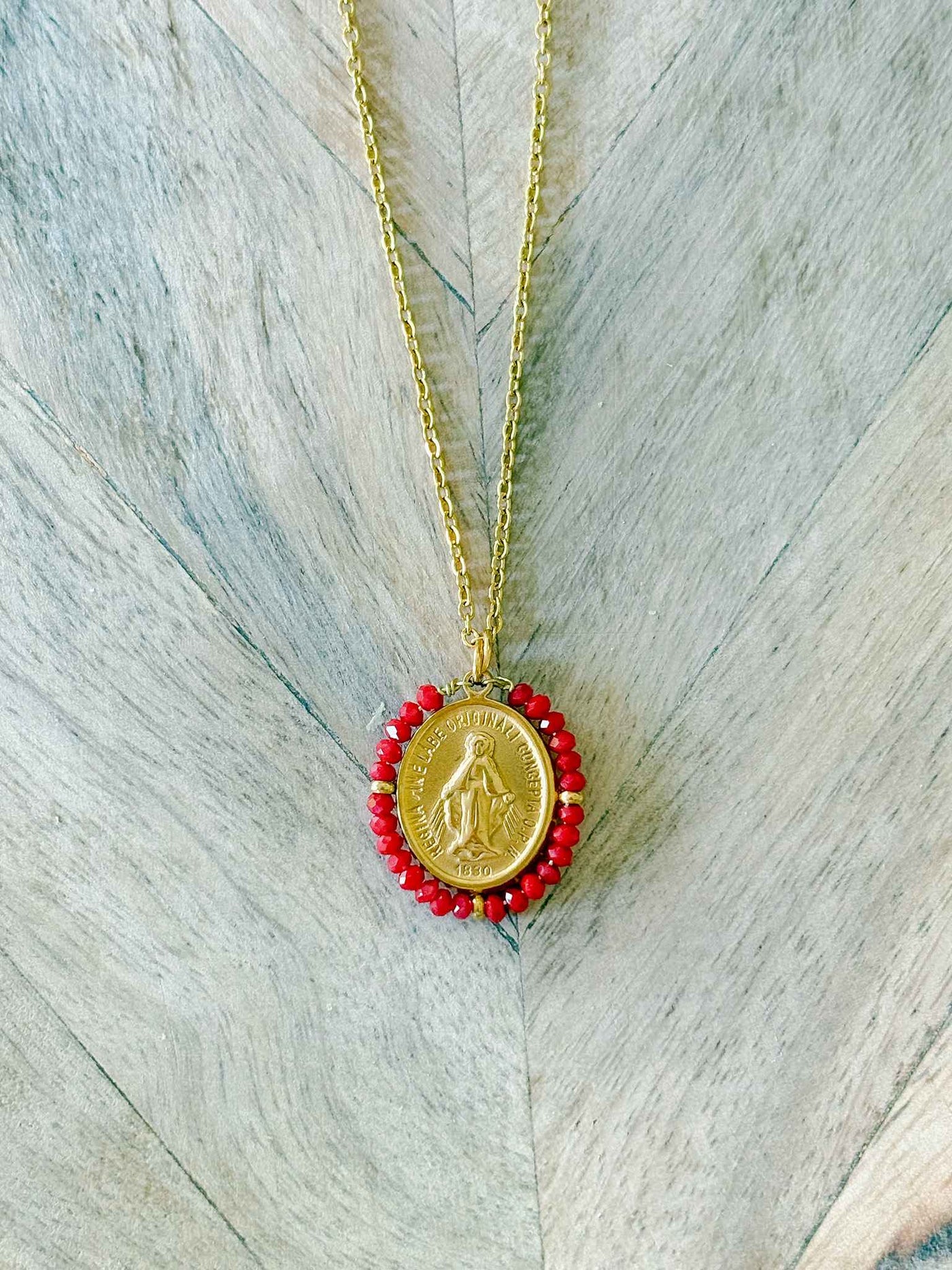 Santa Maria Necklace - Red