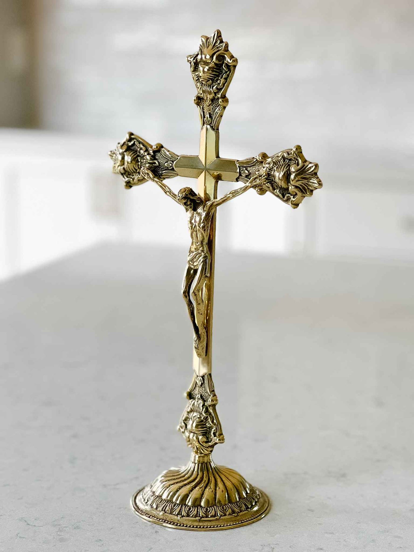 Standing Crucifix Grande - Polished Brass