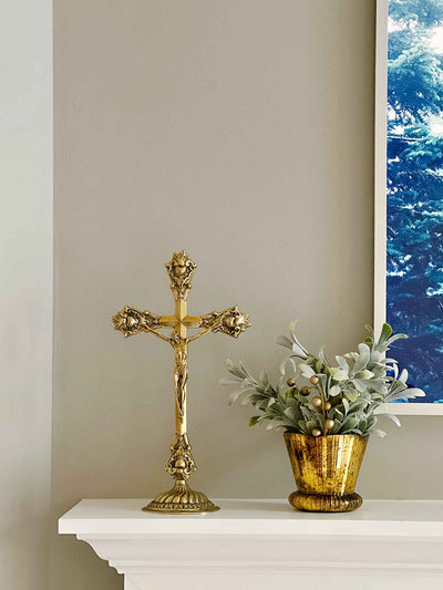 Standing Crucifix Grande - Polished Brass