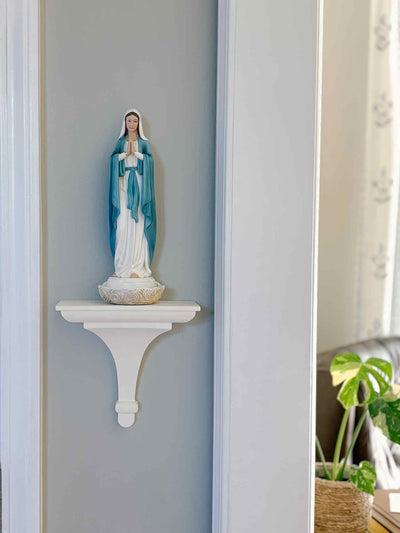 Statue Shelf - White