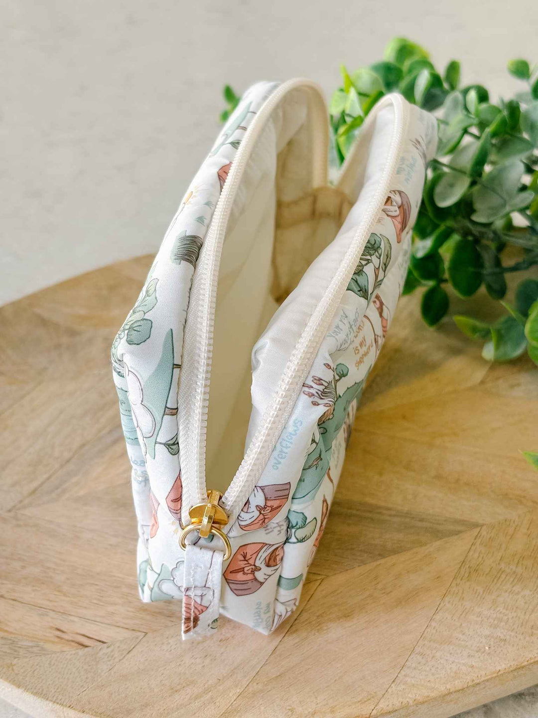 The Good Shepherd Puffer Pouch