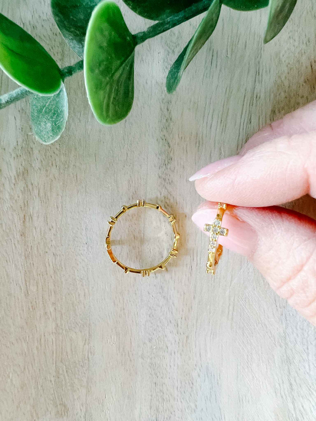 How To Use A Rosary Ring