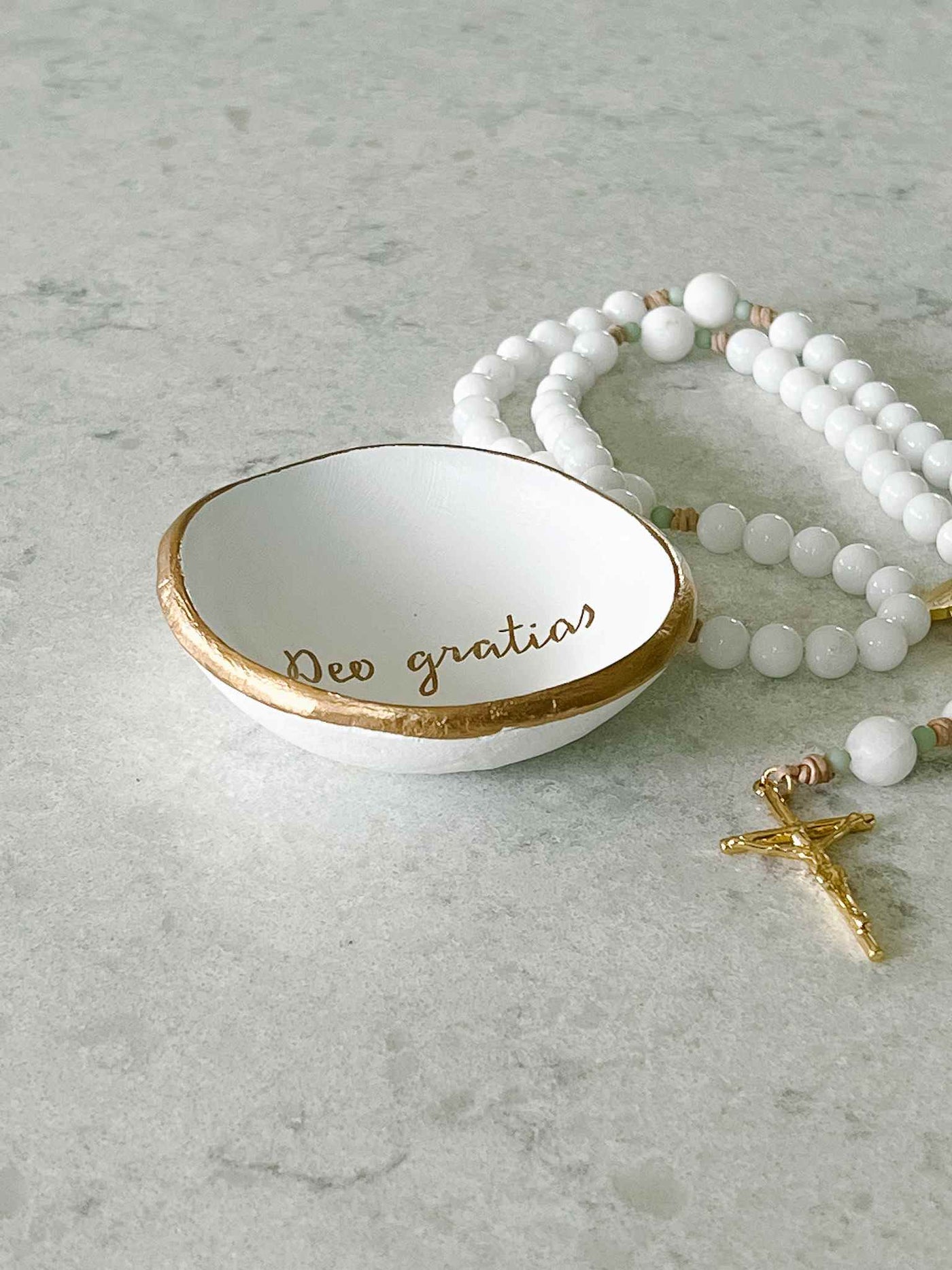 Deo Gratias Rosary Dish