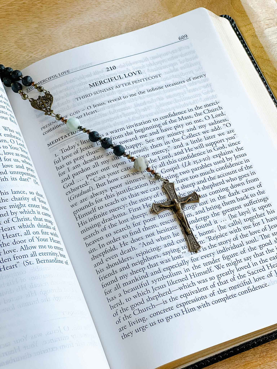 Divine Intimacy Devotional