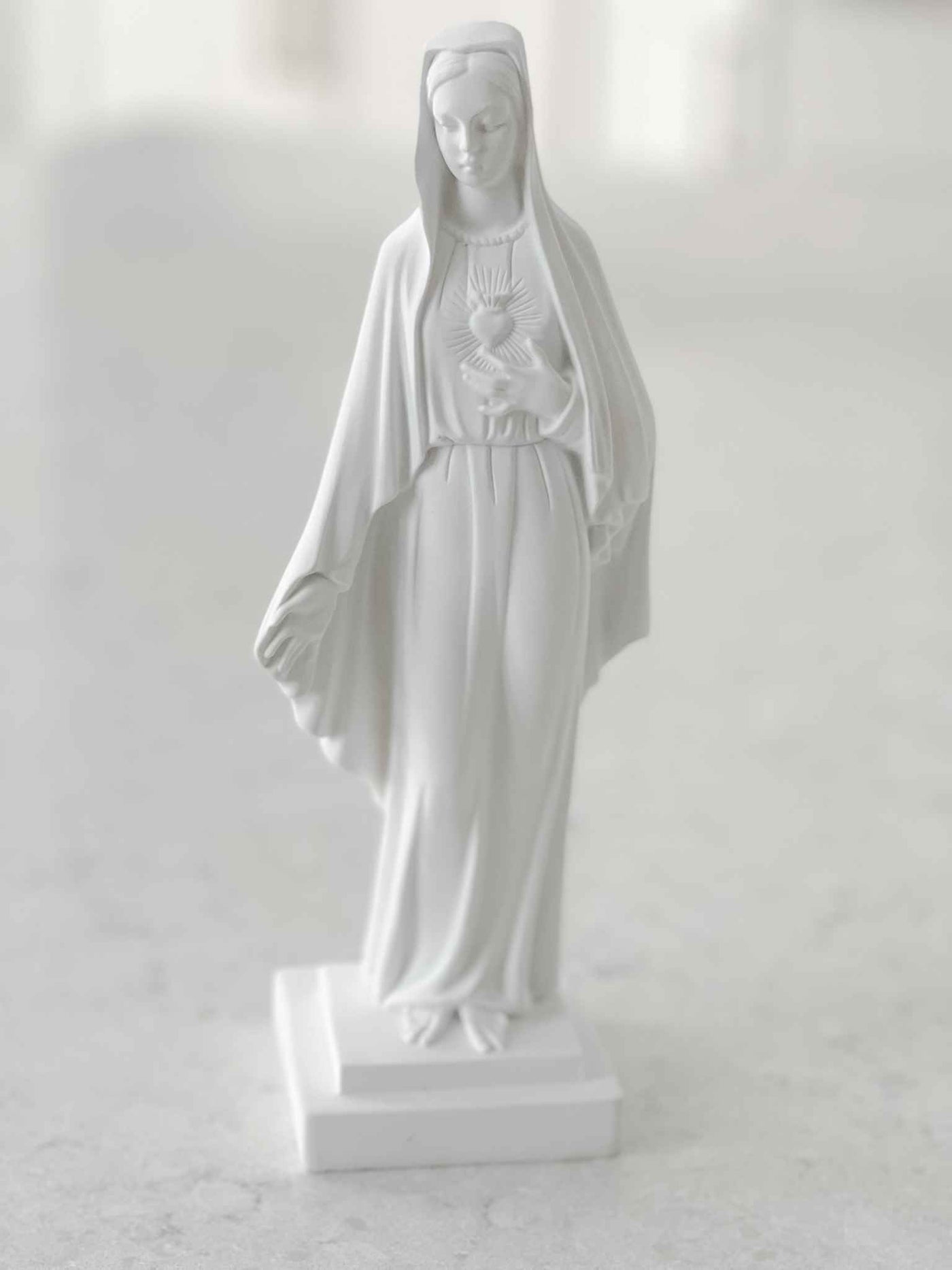 Immaculate Heart of Mary Statue