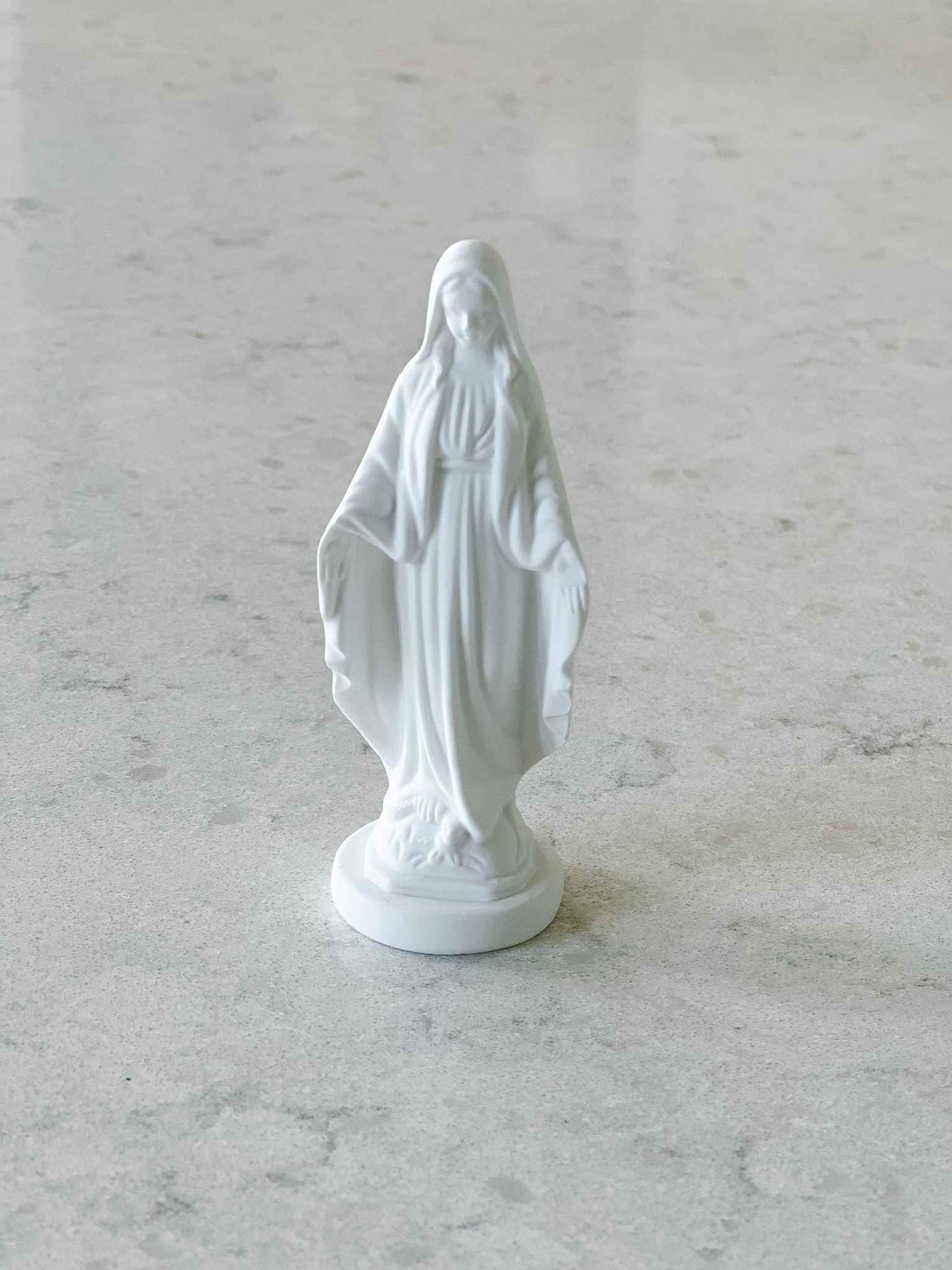 Petite Mary Statue