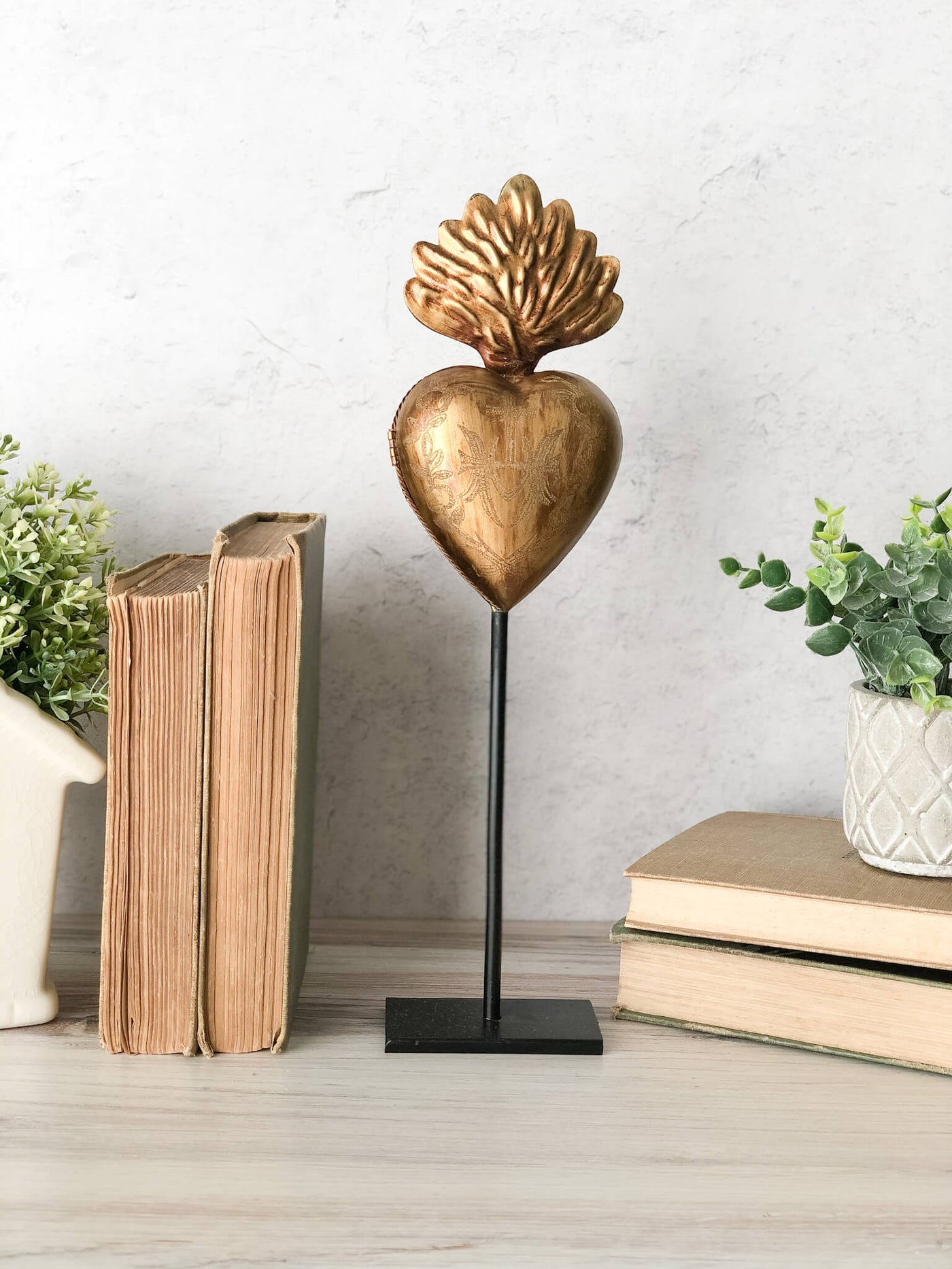 Sacred Heart on a Stand - Dark Base