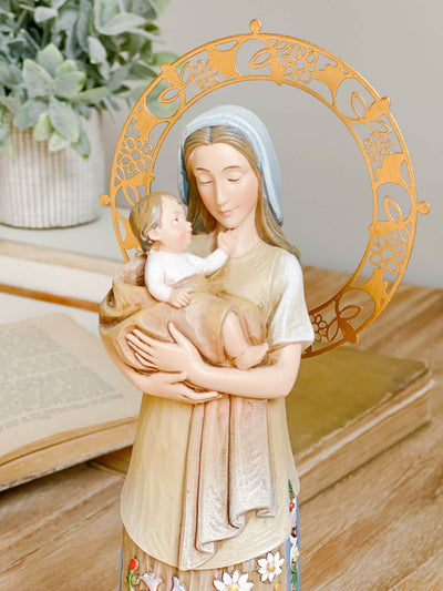 Summer Madonna Statue
