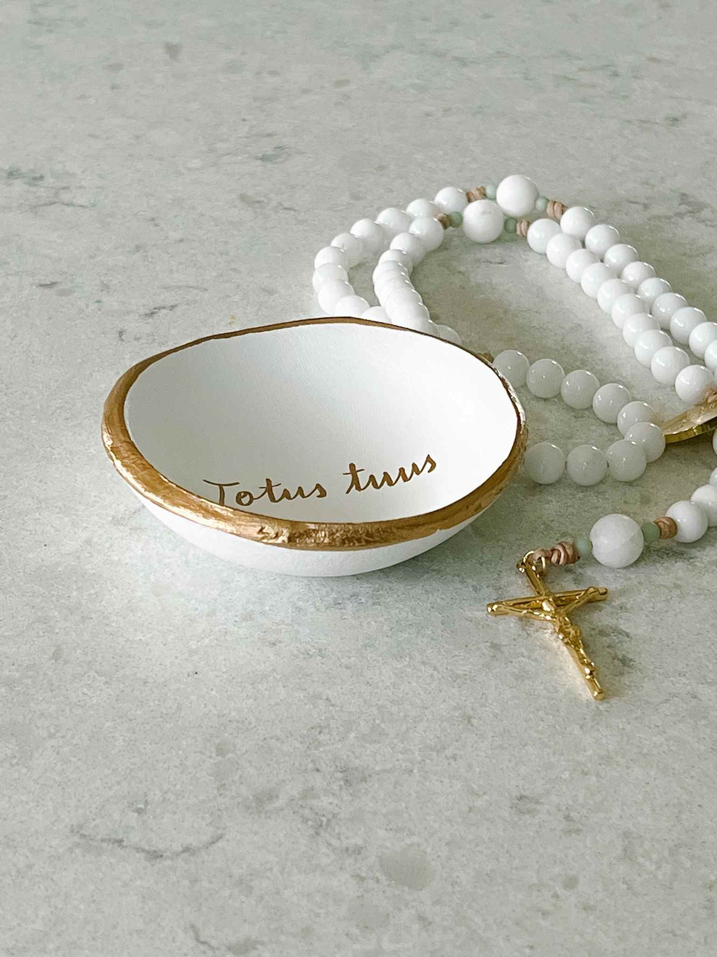 Totus Tuus Rosary Dish