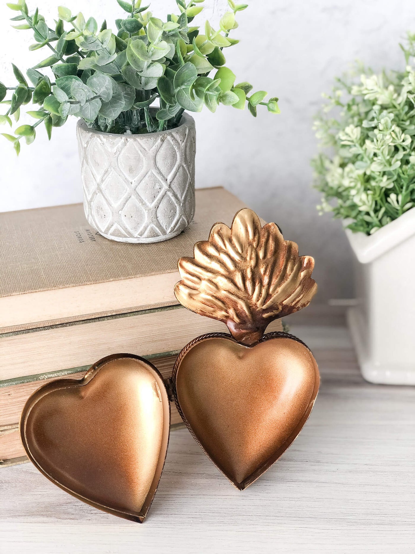Sacred Heart Wall Medallion - Grande